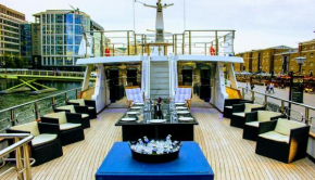 Гостиница Absolute Pleasure Yacht  Лондон